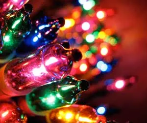 A sound-driven Christmas light equalizer