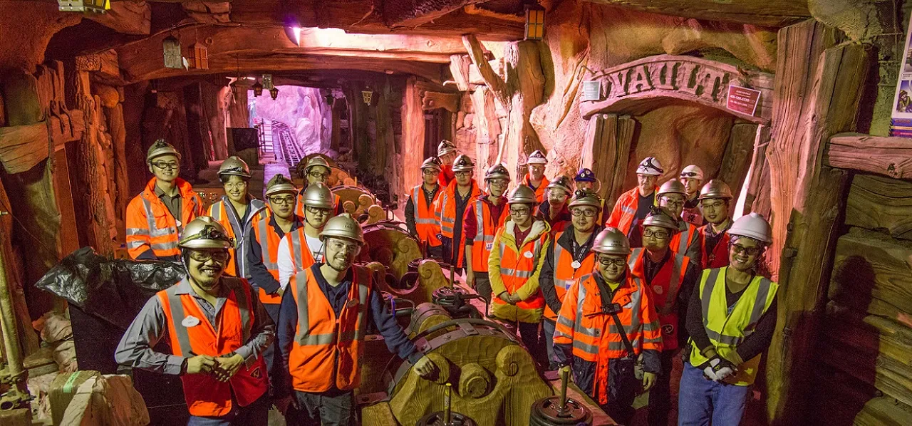 Construction and testing of the Seven Dwarfs Mine Train